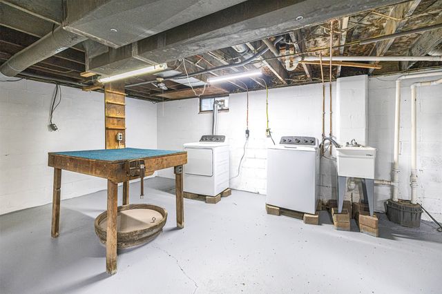 1111 BARTLETT Road, Harborcreek, PA 16421