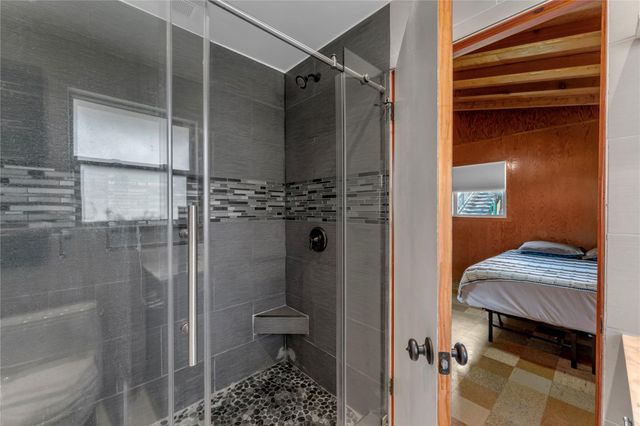 212 Baker LN, Burnet, TX 78611