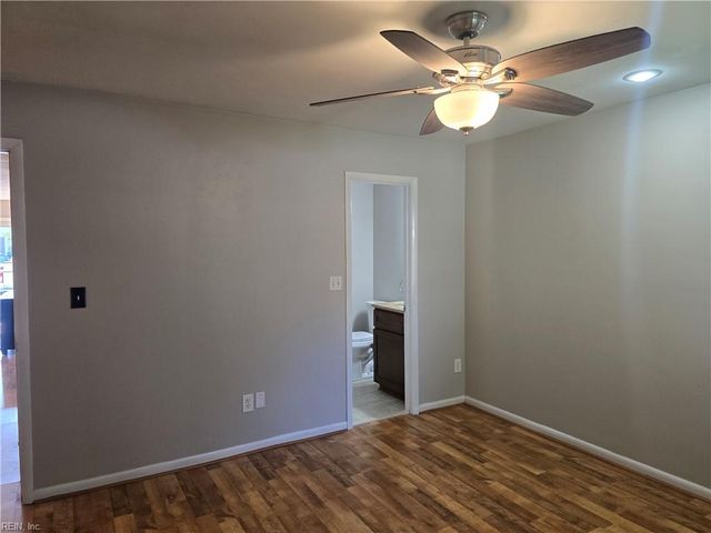 3924 Roebling LN, Virginia Beach, VA 23452