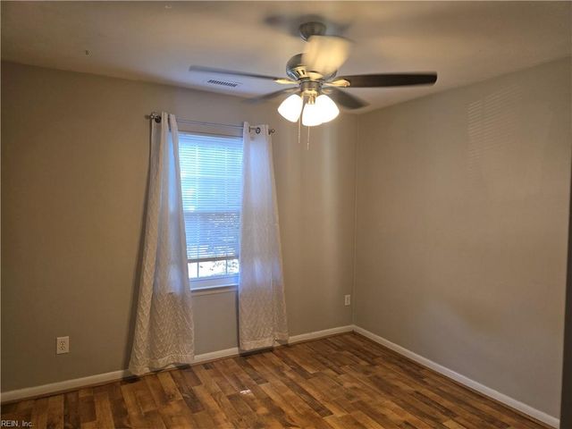 3924 Roebling LN, Virginia Beach, VA 23452
