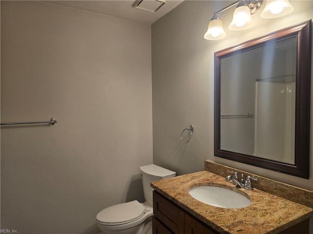 3924 Roebling LN, Virginia Beach, VA 23452