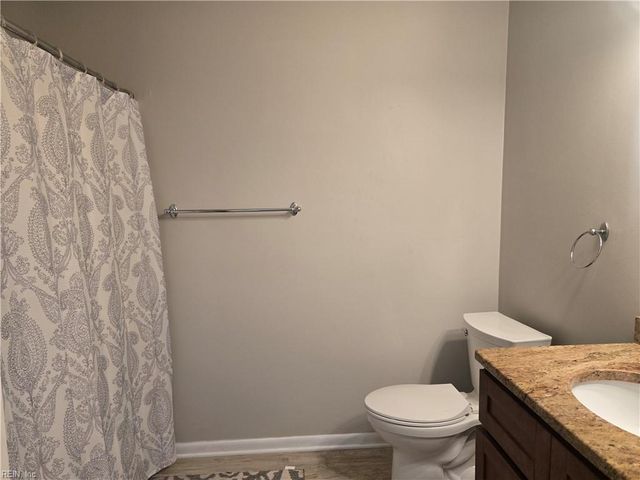 3924 Roebling LN, Virginia Beach, VA 23452