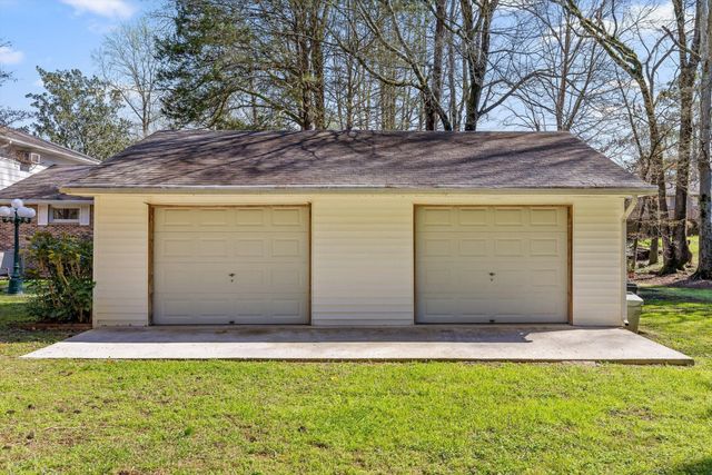 9113 Edgewater Road, Chattanooga, TN 37416