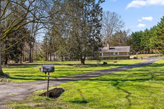 9113 Edgewater Road, Chattanooga, TN 37416