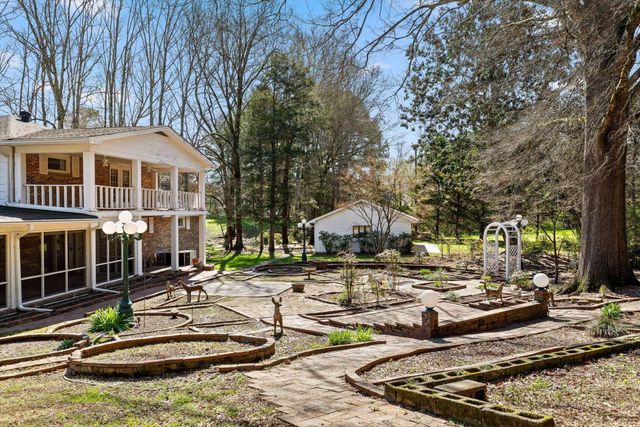 9113 Edgewater Road, Chattanooga, TN 37416