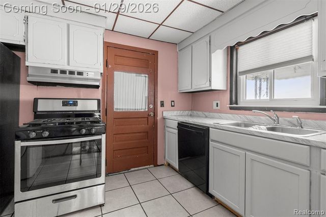 19238 Harlow Street, Melvindale, MI 48122