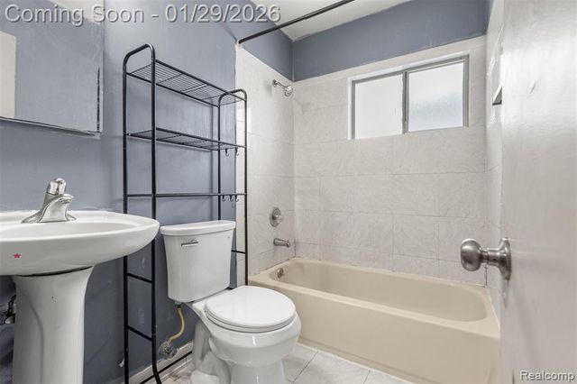 19238 Harlow Street, Melvindale, MI 48122