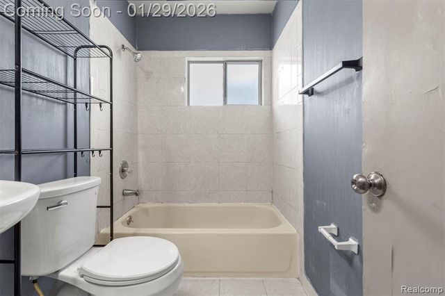 19238 Harlow Street, Melvindale, MI 48122