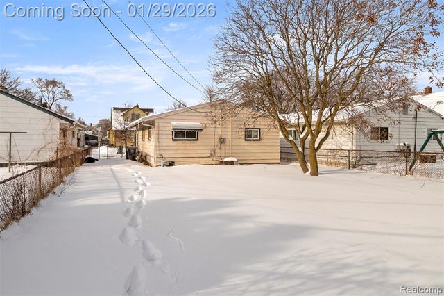 19238 Harlow Street, Melvindale, MI 48122