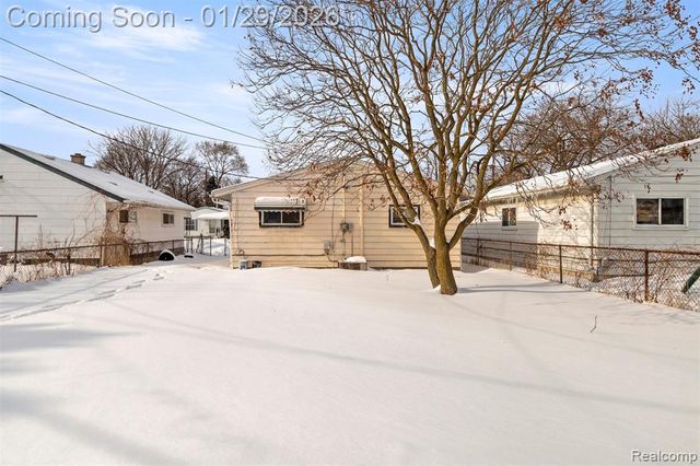 19238 Harlow Street, Melvindale, MI 48122