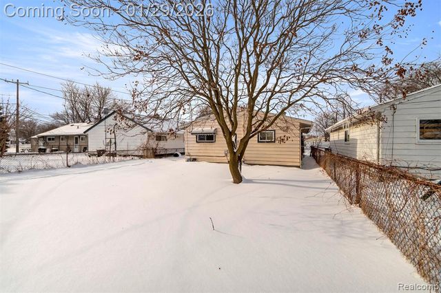 19238 Harlow Street, Melvindale, MI 48122