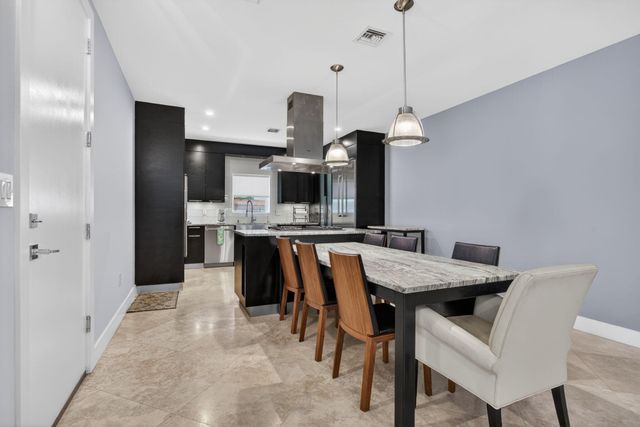 915 SE 2nd Court, Fort Lauderdale, FL 33301