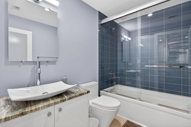 915 SE 2nd Court, Fort Lauderdale, FL 33301