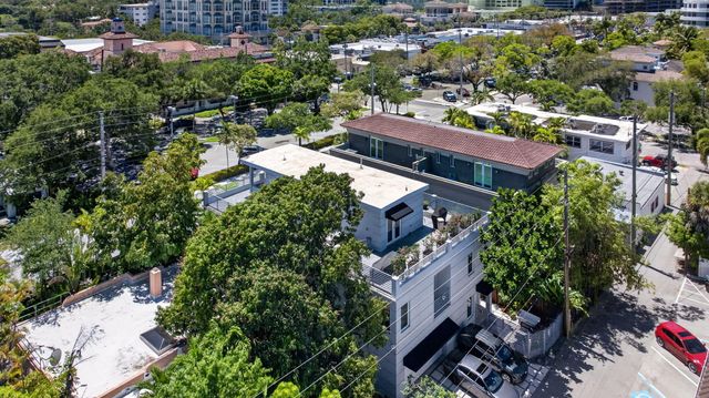 915 SE 2nd Court, Fort Lauderdale, FL 33301