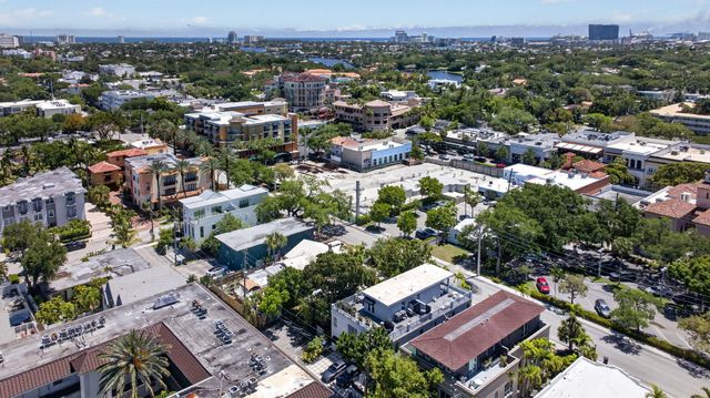 915 SE 2nd Court, Fort Lauderdale, FL 33301
