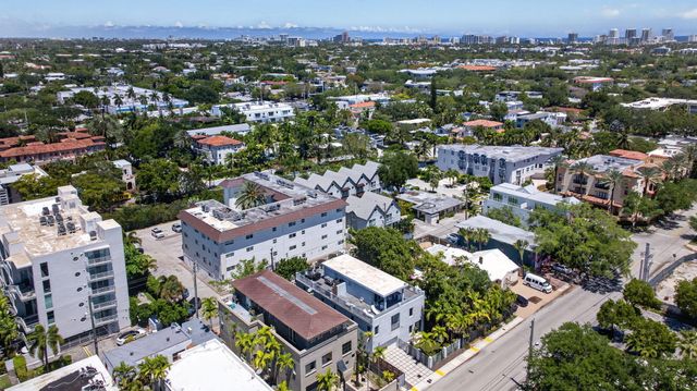 915 SE 2nd Court, Fort Lauderdale, FL 33301