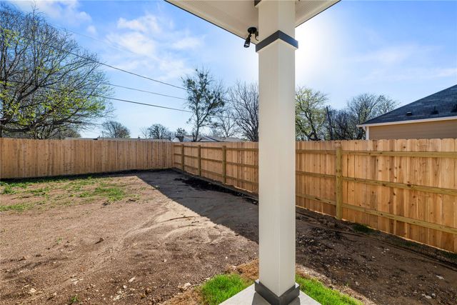 119 Adaline Bend, Mcgregor, TX 76657