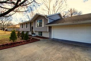 1804 Countryside Drive, Pittsburg, KS 66762