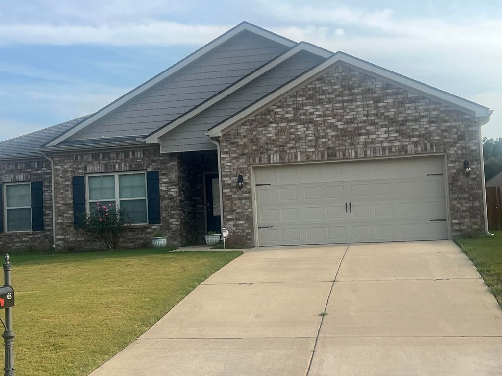 65 BIRKDALE DR, Oakland, TN 38060