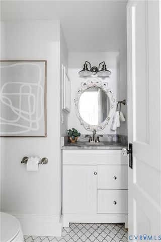 917 N 27th St, Richmond, VA 23223