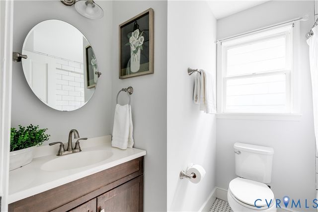 917 N 27th St, Richmond, VA 23223