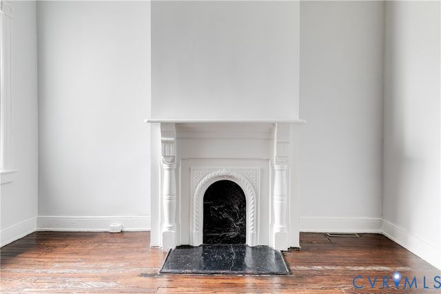 917 N 27th St, Richmond, VA 23223