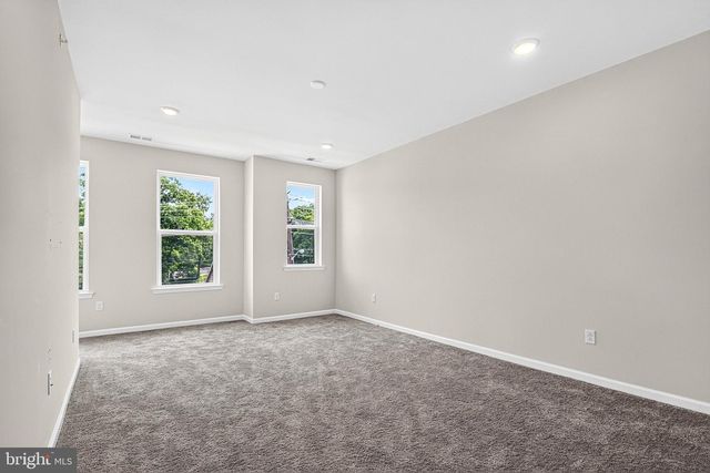 1103 GREENWICH DR, Princeton Junction, NJ 08550