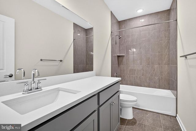 1103 GREENWICH DR, Princeton Junction, NJ 08550