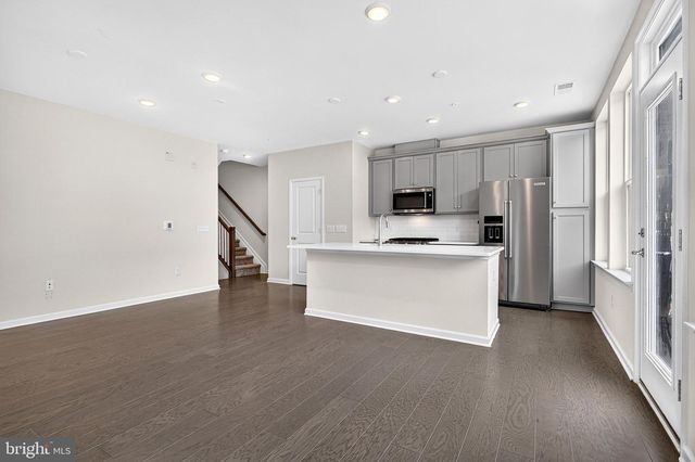1103 GREENWICH DR, Princeton Junction, NJ 08550