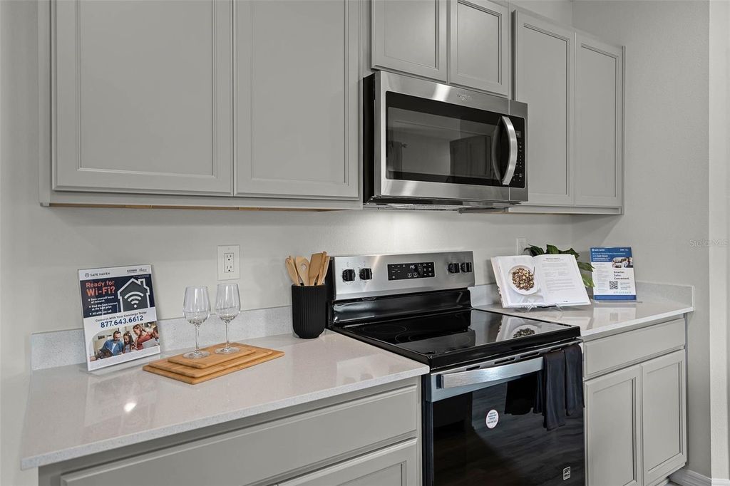 Image 7 of property listing at 5609 BROOK LANE, Haines City, FL 33844