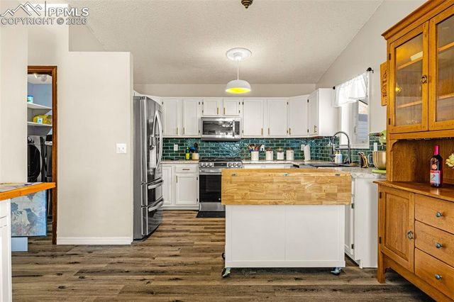 5425 Huxley Court, Colorado Springs, CO 80911