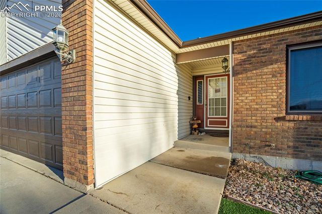 5425 Huxley Court, Colorado Springs, CO 80911