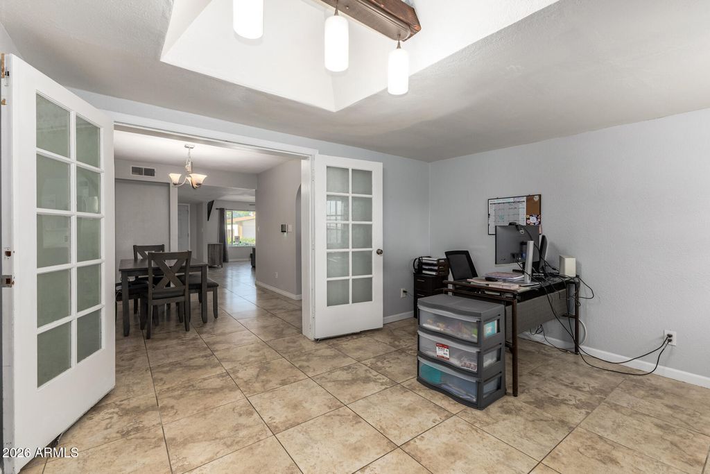 4419 W VOGEL Avenue, Glendale, AZ 85302 — photo 4