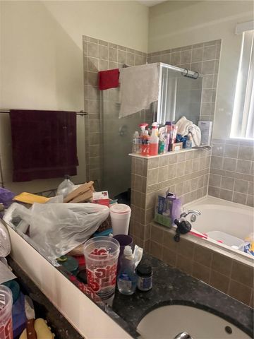 549 WHITE PLAINS AVENUE SW, Palm Bay, FL 32908