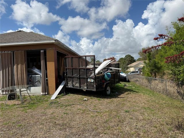 549 WHITE PLAINS AVENUE SW, Palm Bay, FL 32908