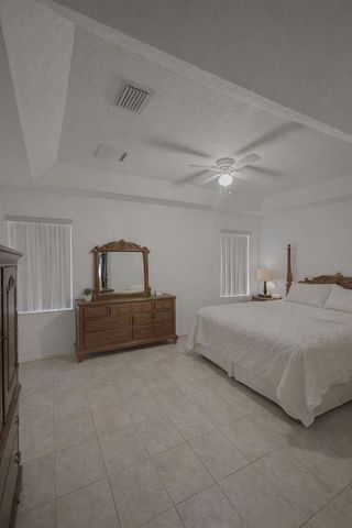 549 WHITE PLAINS AVENUE SW, Palm Bay, FL 32908