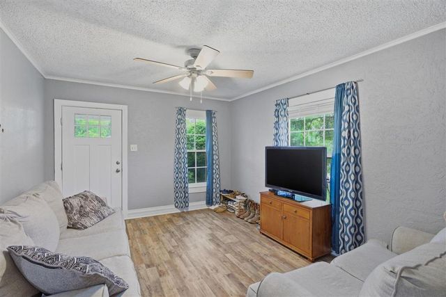 616 W Thomas Street, Sulphur, LA 70663