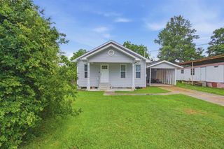 616 W Thomas Street, Sulphur, LA 70663