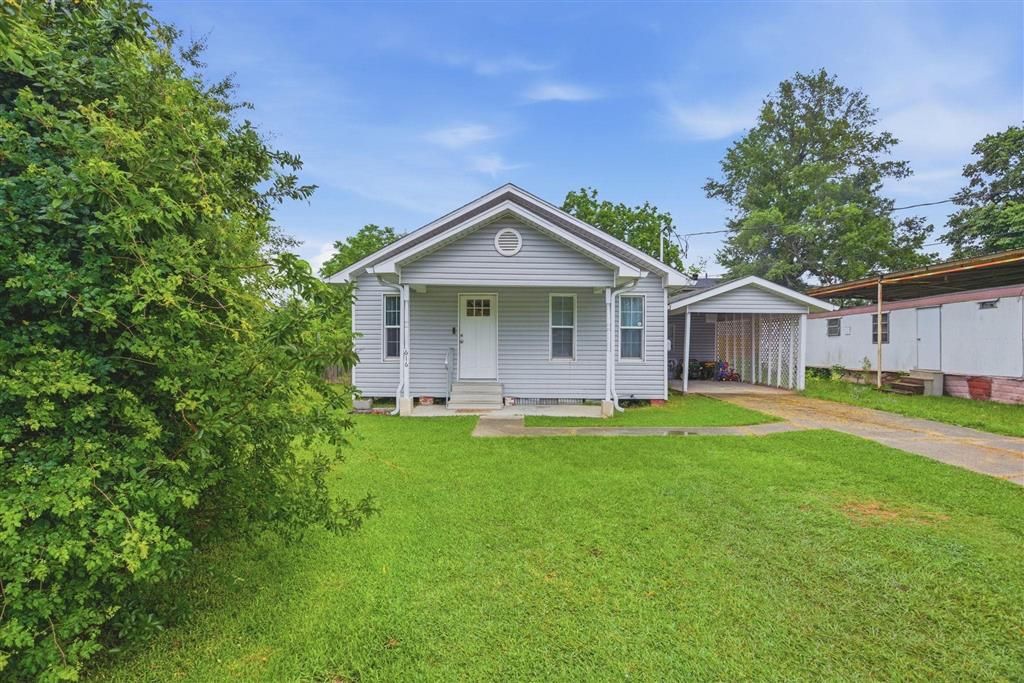 616 W Thomas Street, Sulphur, LA 70663