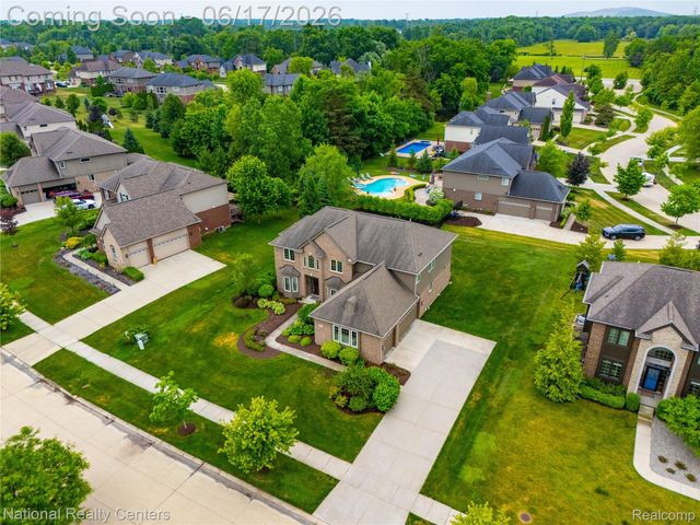 52347 Ferndale Drive, Lyon Charter Township, MI 48167