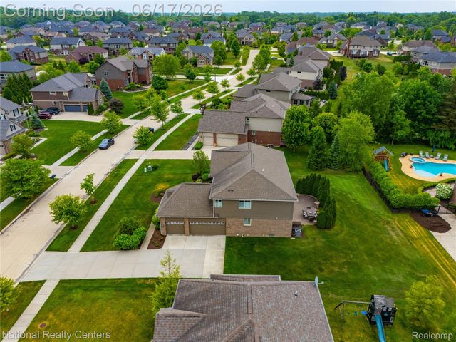 52347 Ferndale Drive, Lyon Charter Township, MI 48167