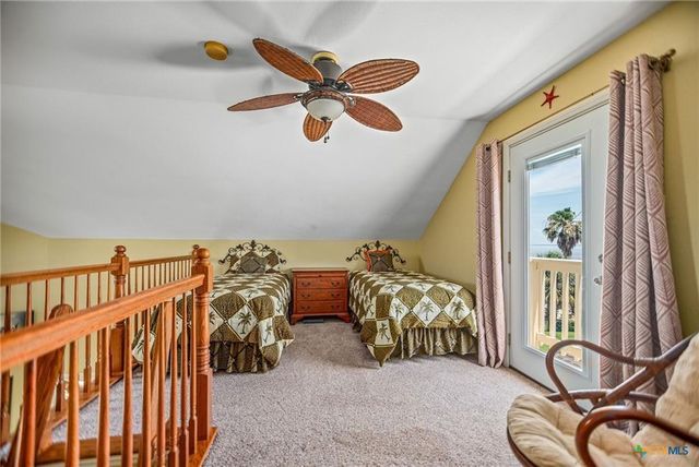 117 E Harbor Drive, Port Lavaca, TX 77979
