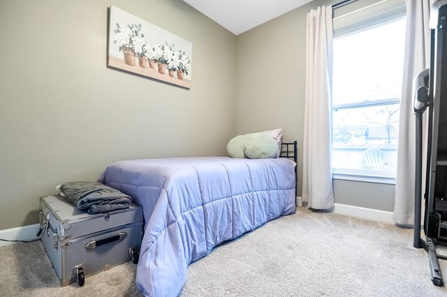 2007 E Walnut Avenue, Tulare, CA 93274