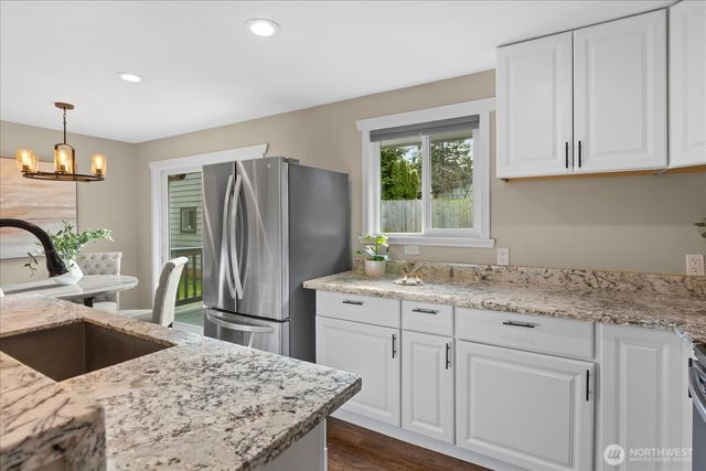 5910 178th Street SW, Lynnwood, WA 98037