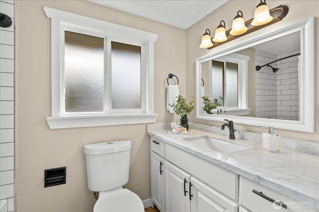 5910 178th Street SW, Lynnwood, WA 98037