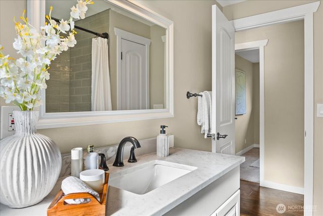 5910 178th Street SW, Lynnwood, WA 98037