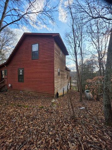 205 Posey Place, Murphy, NC 28906