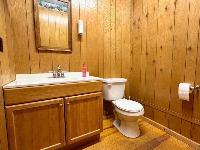 5 Spring Street, Hardy, AR 72542