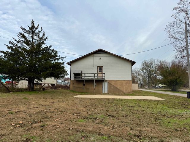 5 Spring Street, Hardy, AR 72542