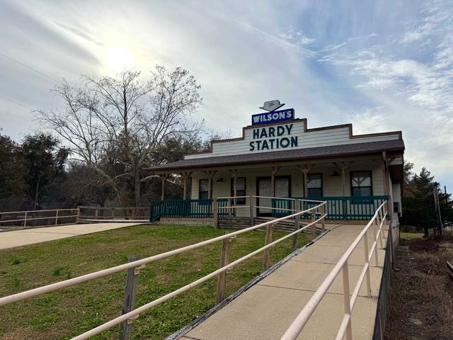 5 Spring Street, Hardy, AR 72542